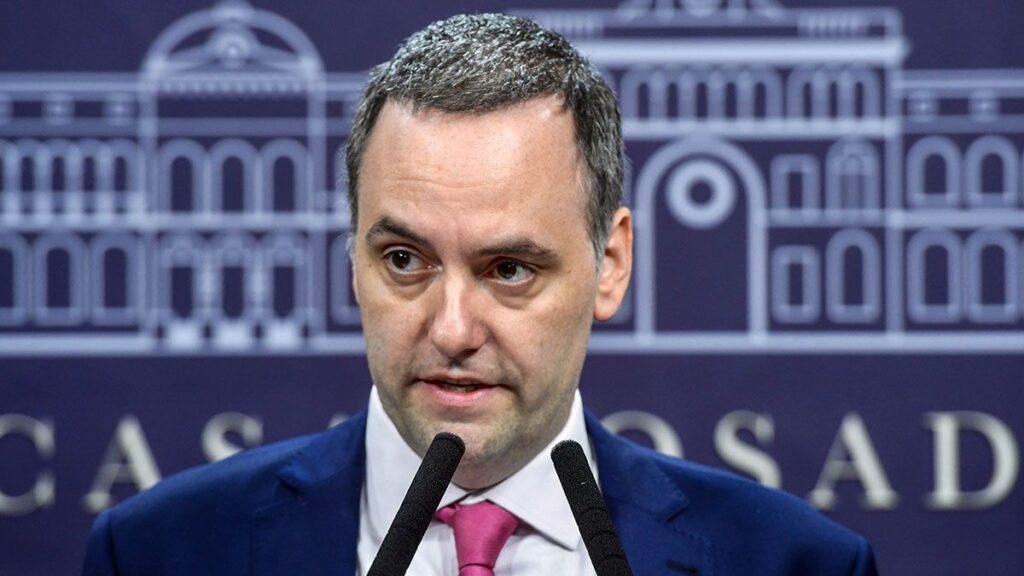 manuel-adorni-470248-123320