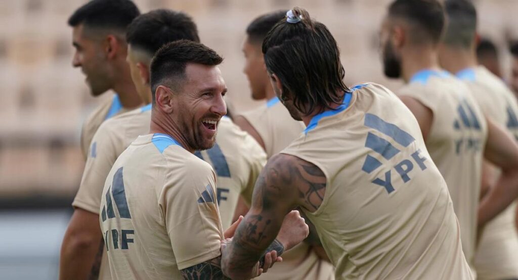 lionel-messi-entrena-e-ilusiona-a-argentina-de-cara-a-los-cuartos-de-la-copa-america-1244992