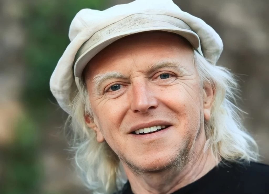 WhatsApp Image 2025-11-03 at 21.20.01