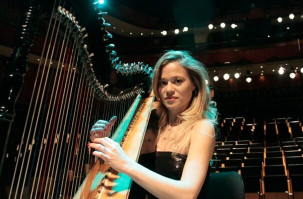 Lunes, frío… y una pasajera en trance que te cambia el viaje