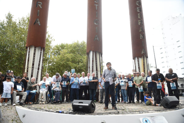 Emotivo acto homenaje a los caídos de Malvinas