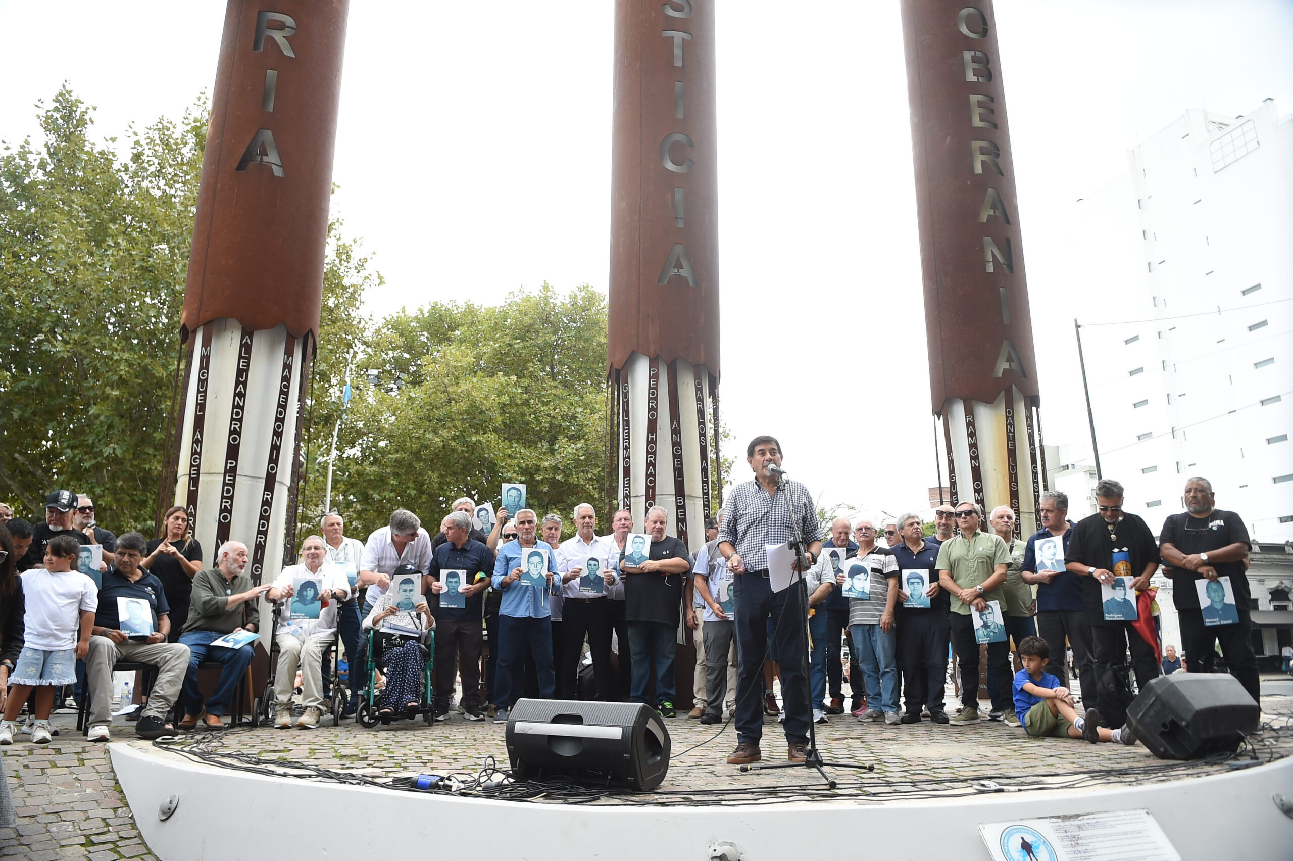 Emotivo acto homenaje a los caídos de Malvinas