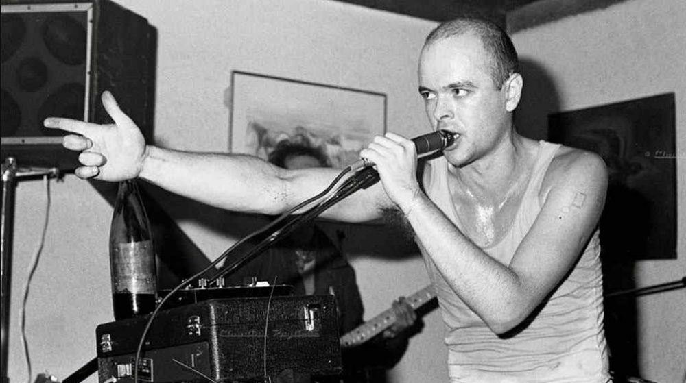 Luca Prodan, Sumo y una noche que todavía me camina al lado