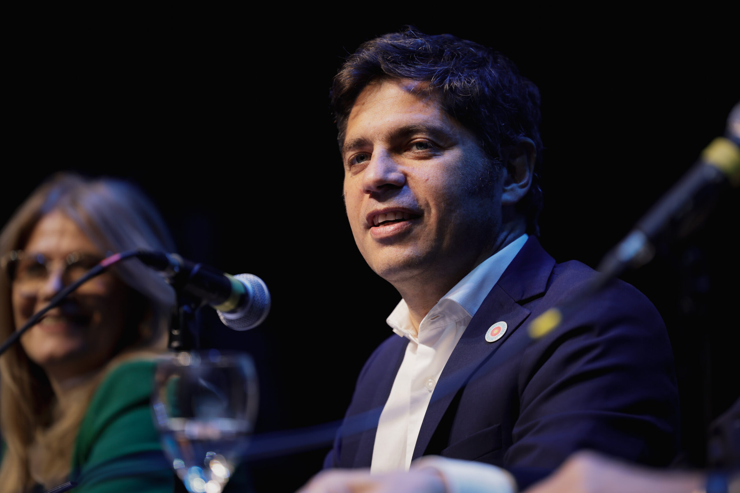 Kicillof encabezó un acto del PJ y abrió una interna con Uñac