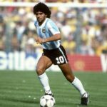 Efemérides 18 de junio | Maradona debuta en la red en un mundial