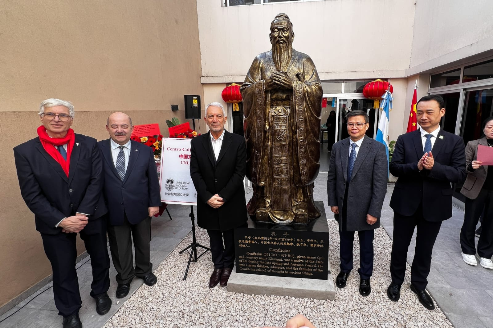 Alak participó de la inauguración de un nuevo centro para la cooperación cultural con China