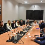 Nueva modalidad: la UCALP y la Provincia firmaron un convenio para impulsar las viviendas intergeneracionales en La Plata