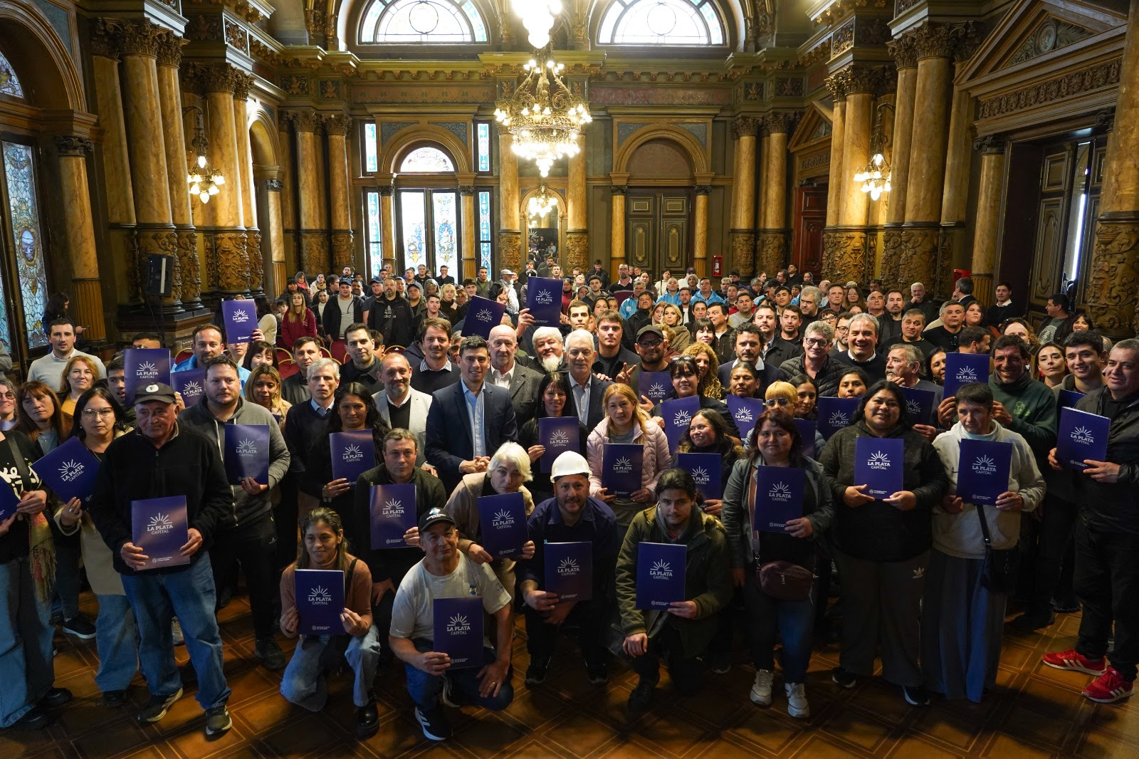 El Municipio adjudicó los servicios de mantenimiento del espacio público a cooperativas