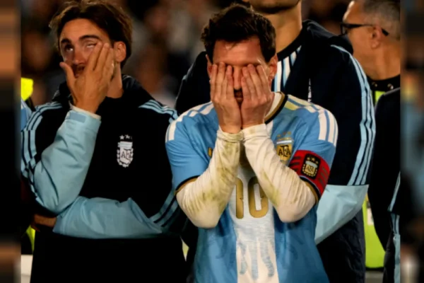 En su despedida, Messi gambeteó casi hasta las lágrimas
